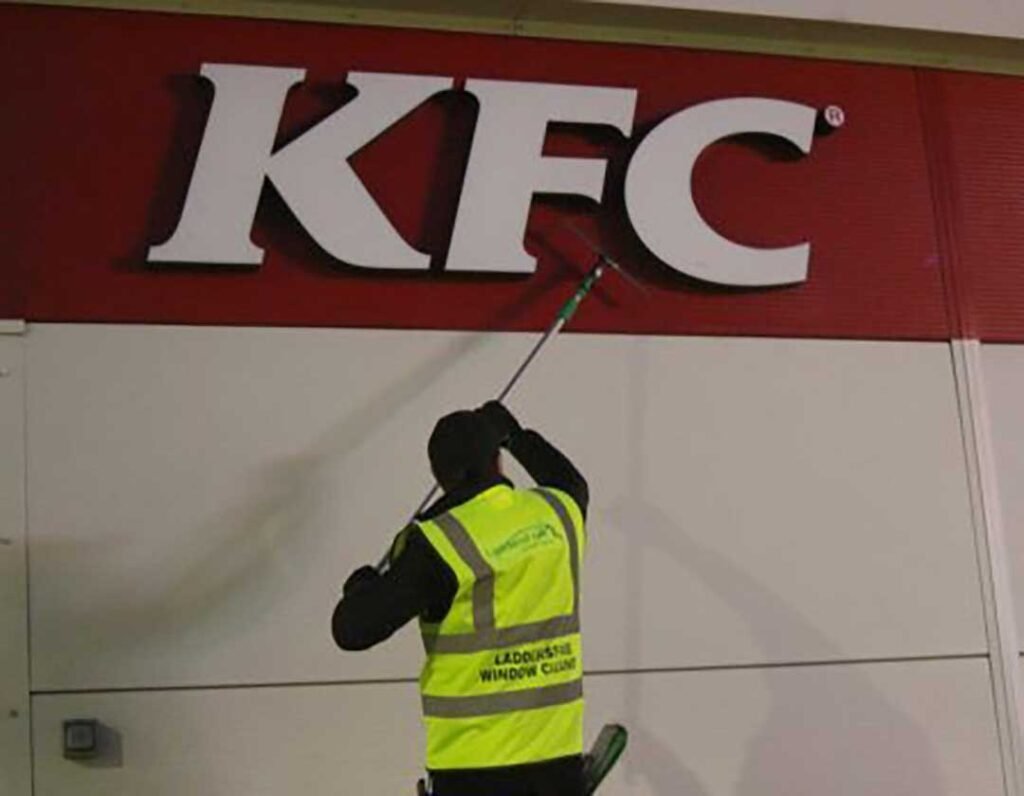 signage cleaning services in dubai